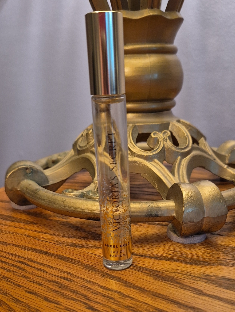 NWOT Victoria's Secret Angel Gold Rollerball